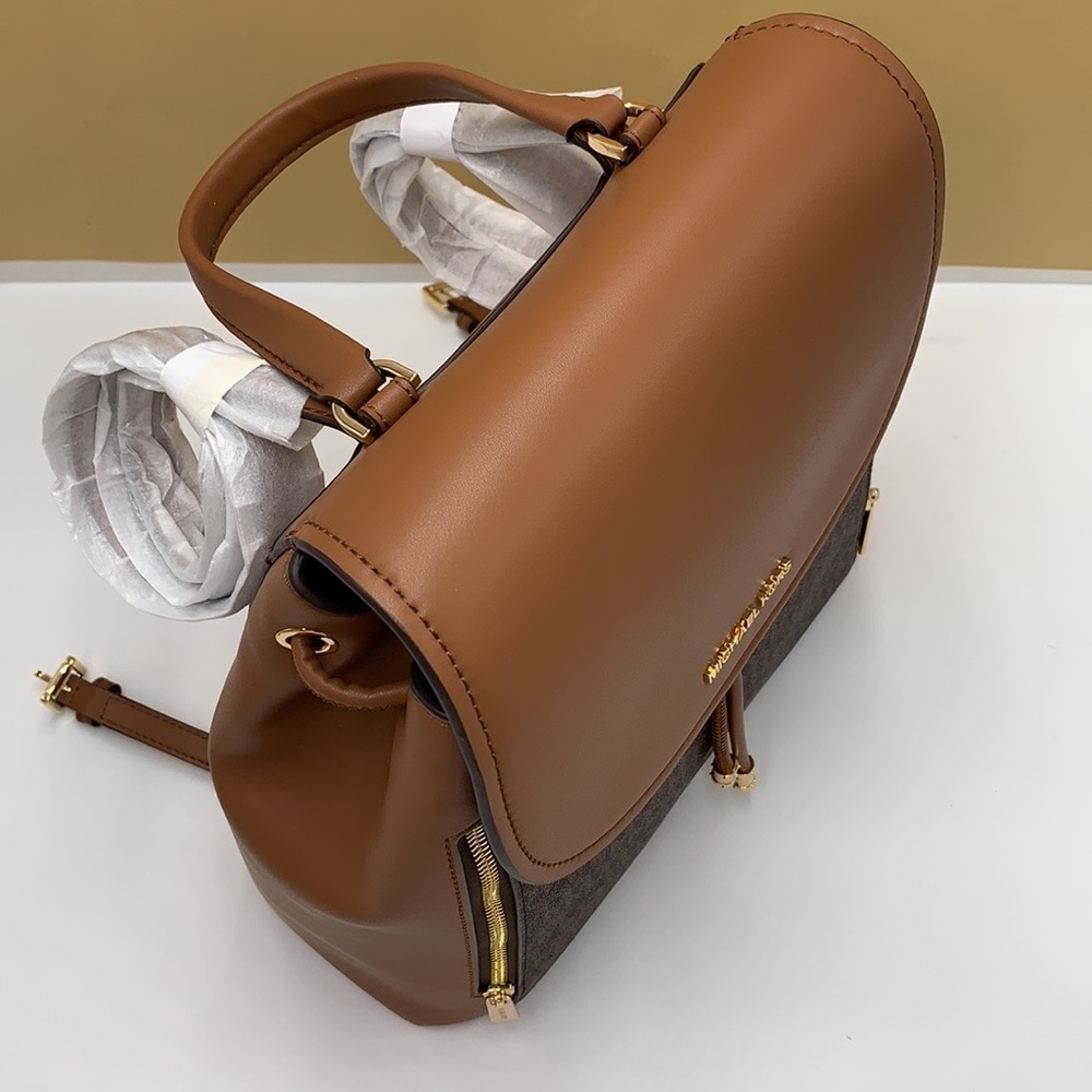 MICHAEL KORS PHOEBE MEDIUM DRAWSTRING BACKPACK BROWN SIGNATURE COLOR - Picture 10 of 16